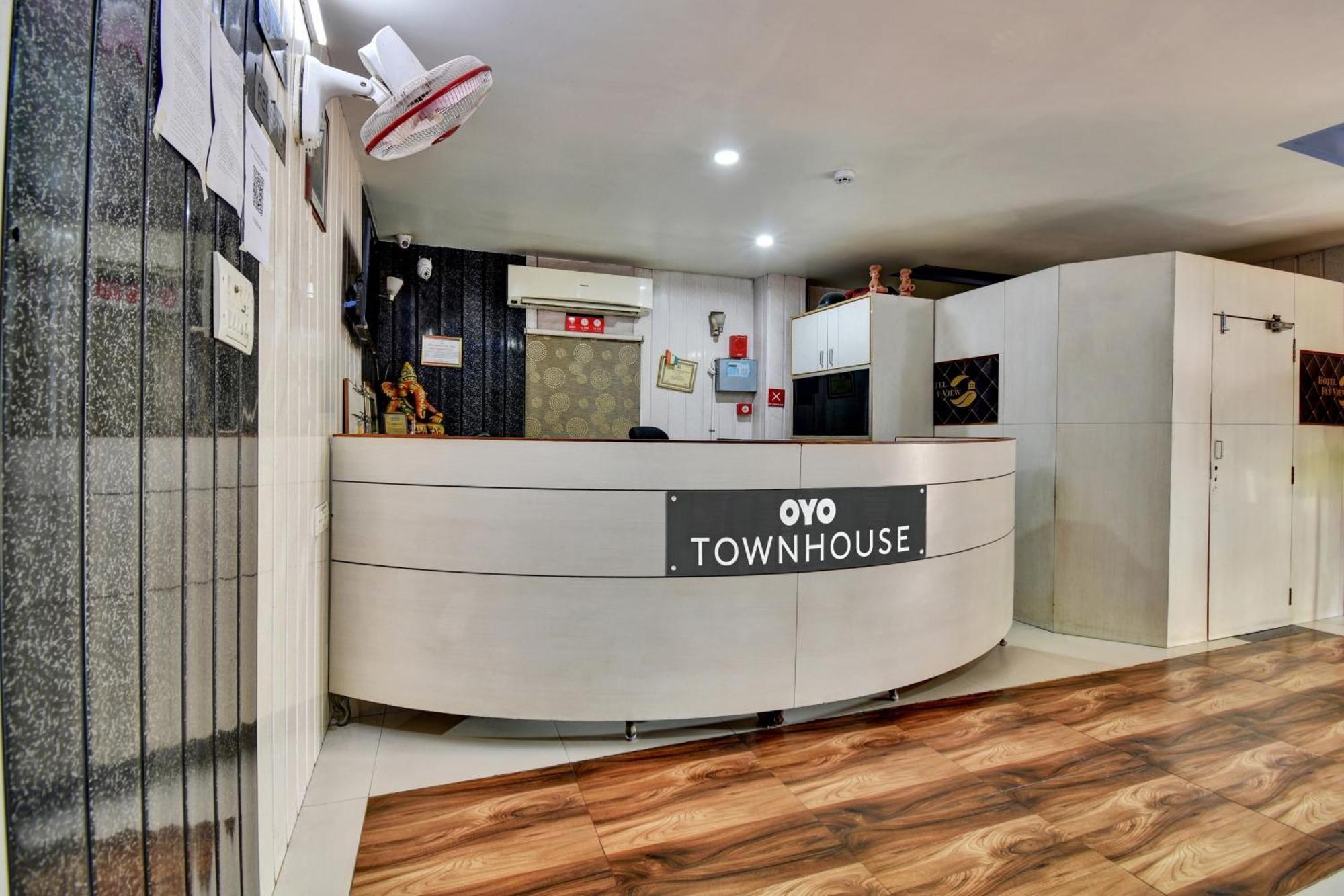 Townhouse Hotel Fly View Jaipur Ngoại thất bức ảnh