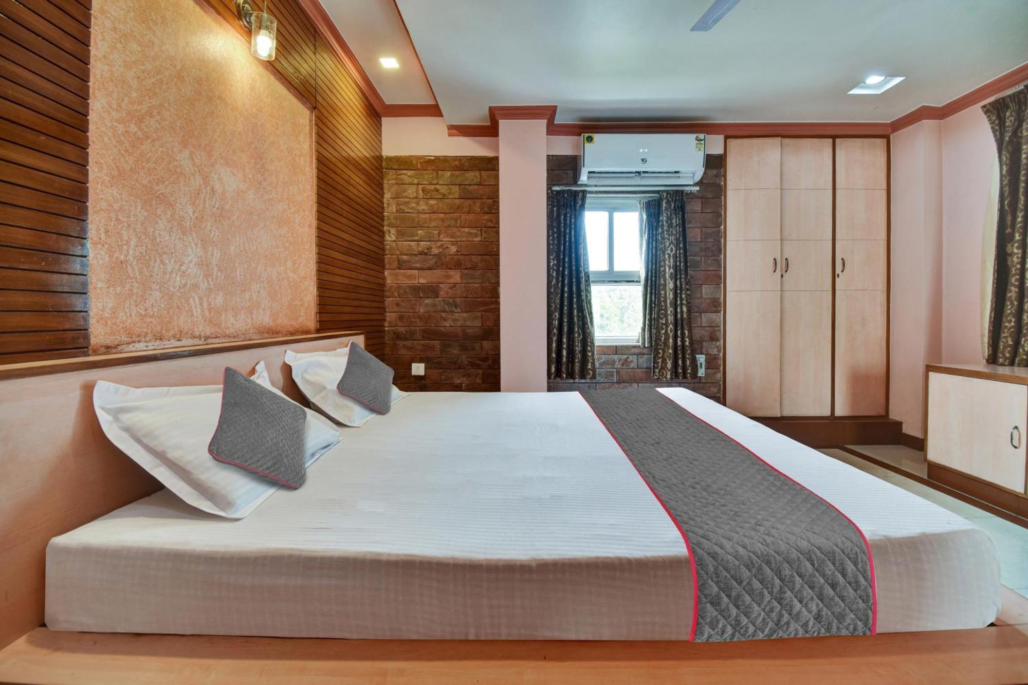 Townhouse Hotel Fly View Jaipur Ngoại thất bức ảnh
