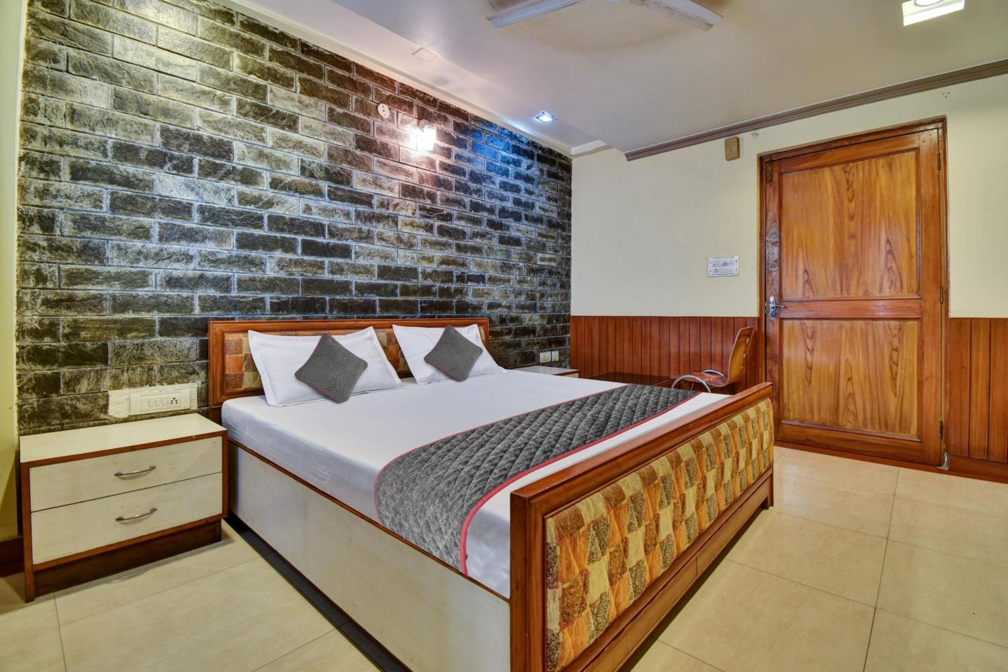 Townhouse Hotel Fly View Jaipur Ngoại thất bức ảnh